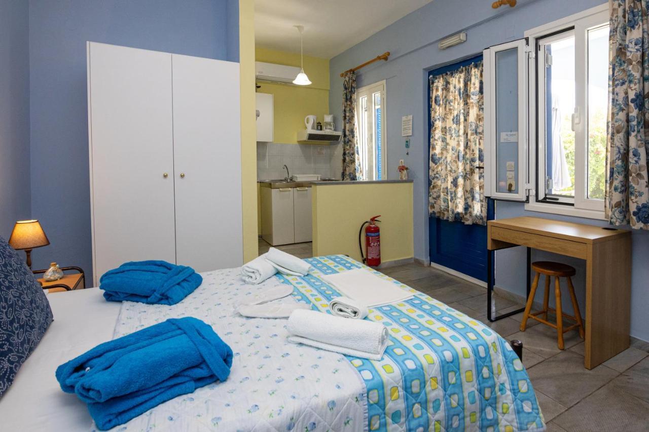 Irini Studios In Tinos Agios Ioannis  Exterior foto