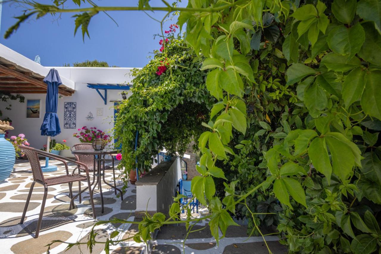 Irini Studios In Tinos Agios Ioannis  Exterior foto